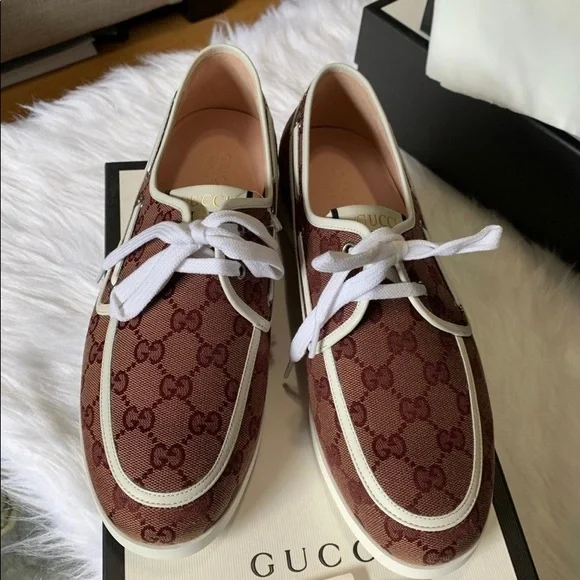 Men’s Gucci Slip-ons Size 8. Gucci | Shoes | Mens Gucci Slip Ons Size 8 Black Leather  main image 2